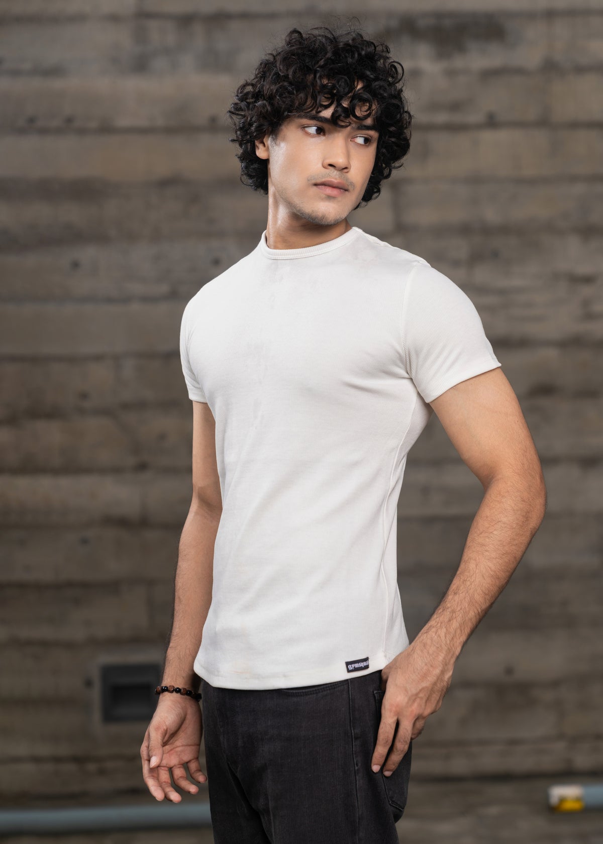 Muscle Fit Ribbed(White)