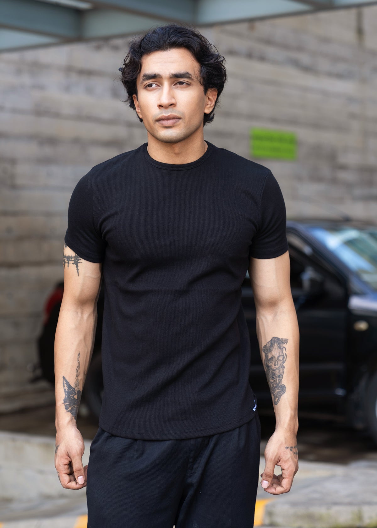 Muscle Fit Ribbed(Black)