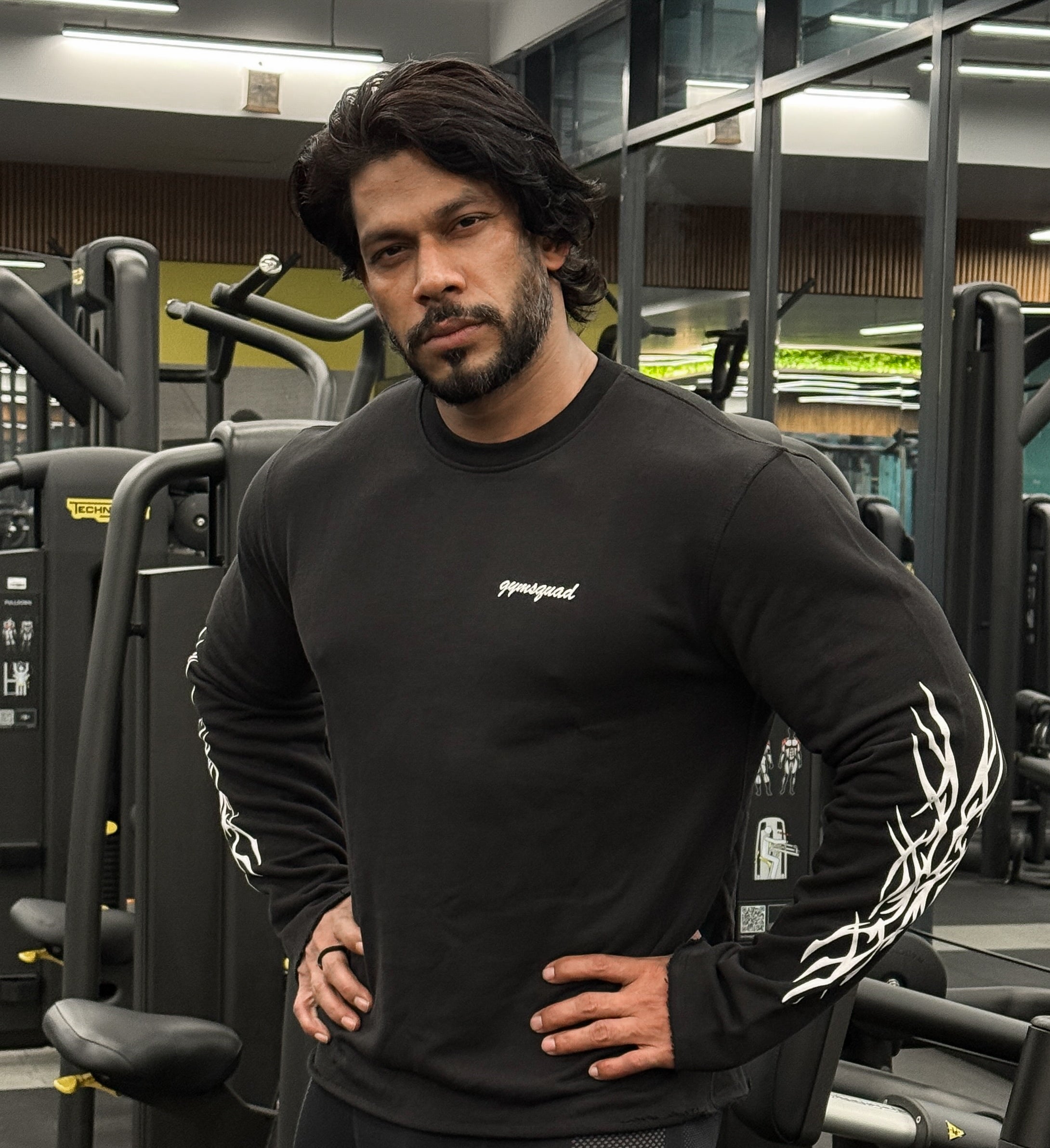 Inked BOXY-CROPED Longsleeves sweatshirt (Black)